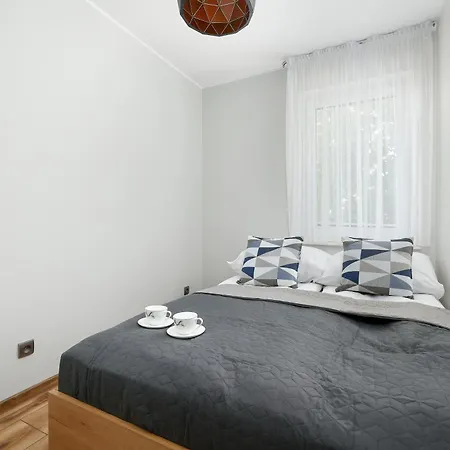 Modern Towarowa - By Jantar Apartment *